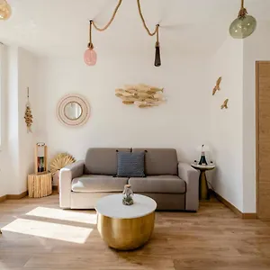 Apartment Le Quai Du Port Parking Clim, Cassis