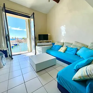 Apartment L'authentique - Sur Le Port - Parking - Wifi, Cassis